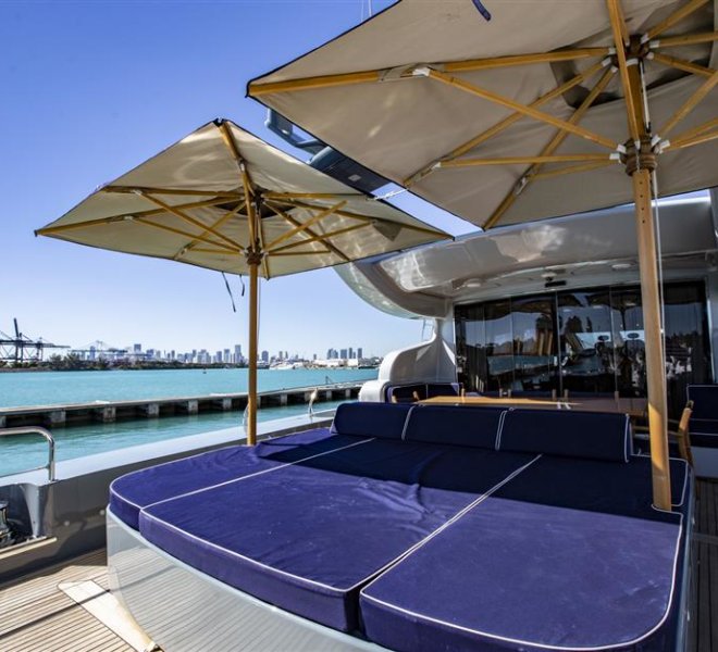 luxury-yacht-rental-miami-20